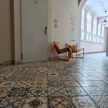 Hostel Rynek 30 *