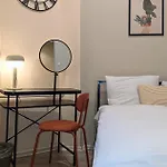 Rynek 30 Hostel *