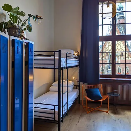 Rynek 30 Hostel *