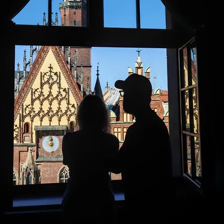 Rynek 30 *
